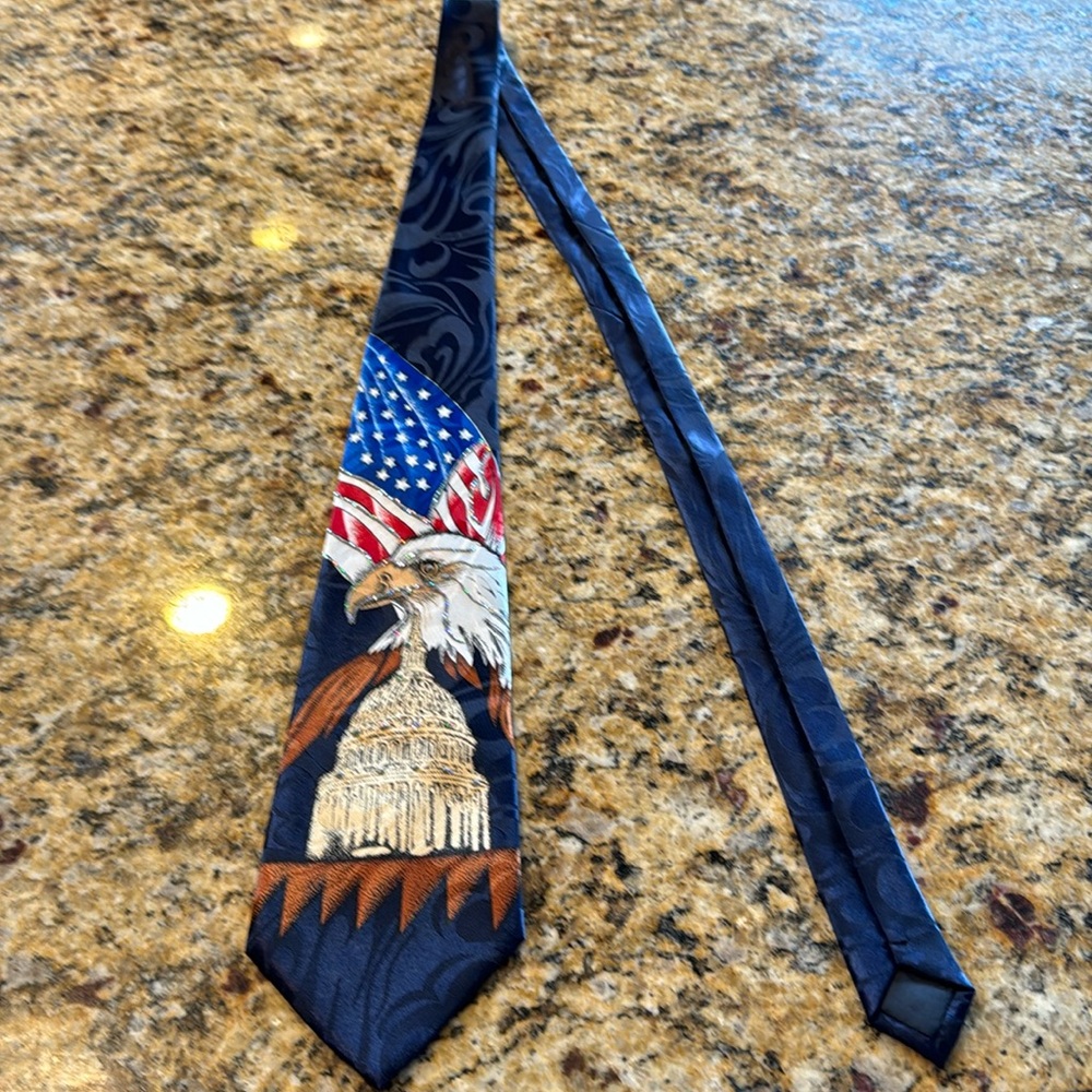 Men’s tie - Eagle, American flag and sparkles!